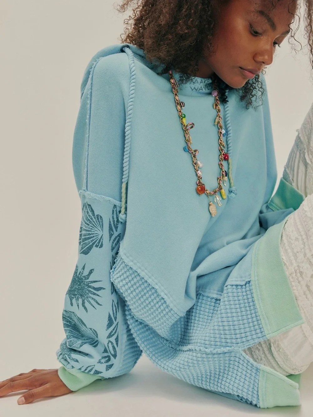 We The Free Feel The Wave Sweatshirt - Picture 4 of 11